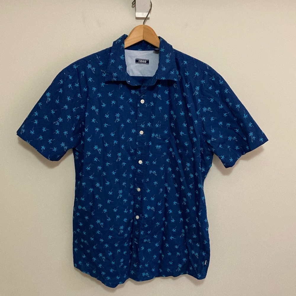 Men’s IZOD palm tree print shirt, short sleeve button down, Size Large, blue